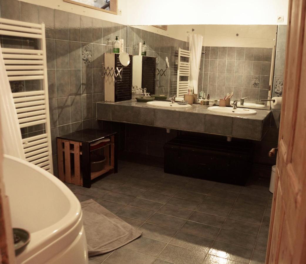 La Chambre Claire Сижан Экстерьер фото